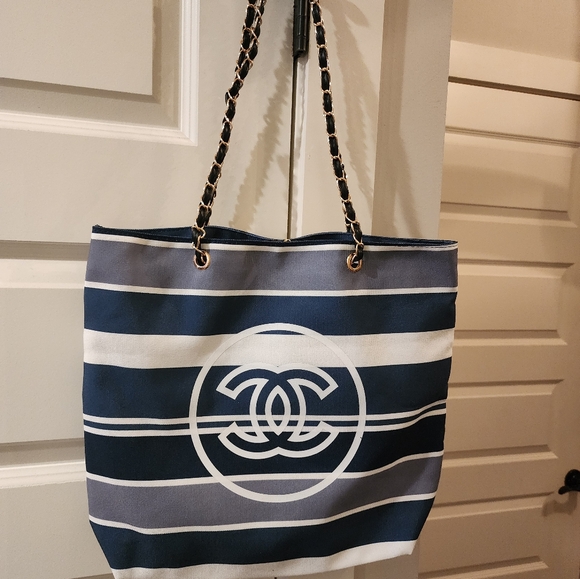 Tote Bag - Picture 5 of 11